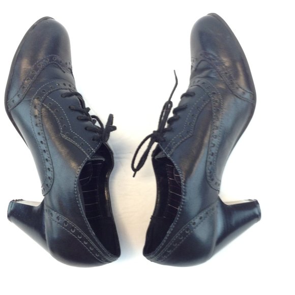 Eurostep 'Gabrielle' Black Retro Rockabilly Pin-up Heels - Picture 6 of 16